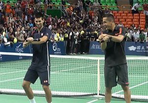 Dancing Tennis Players: From Gangnam Style to Crip Walk 