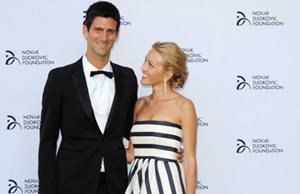 Djokovic Engaged, Hingis Divorce Drama, Shirtless Feliciano 