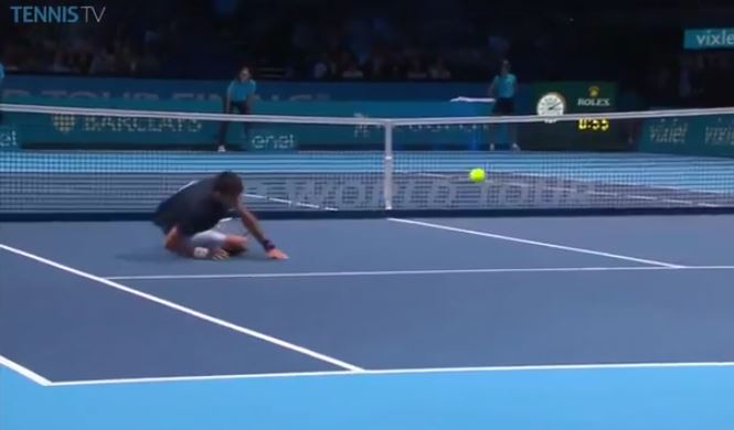 Watch: Thiem Scores First Knockdown of ATP Finals  