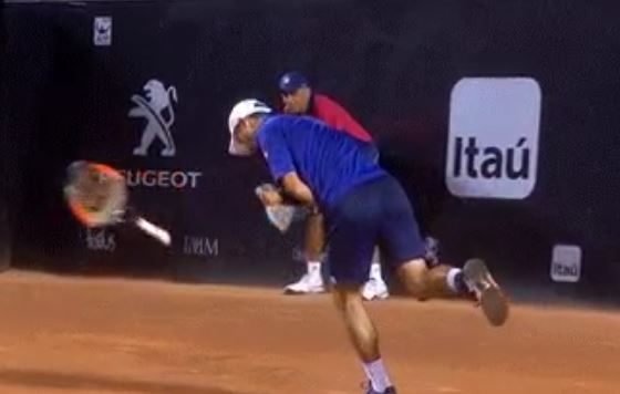 Watch: Nishikori Smashes a Racquet in Style in Rio  