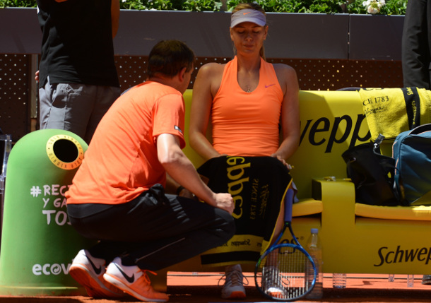 Sharapova Supports On-Court Coaching