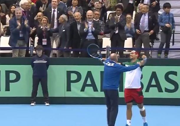 Watch: Elated Italians Celebrate with Fognini after Epic Weekend Warrior Run  