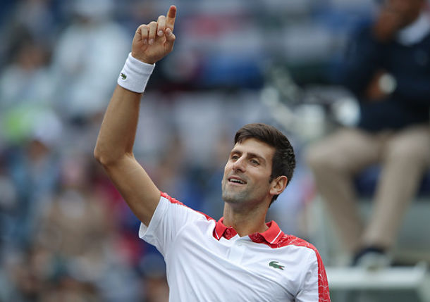Djokovic Makes it Sweet 16 with Win over Anderson in Shanghai 
