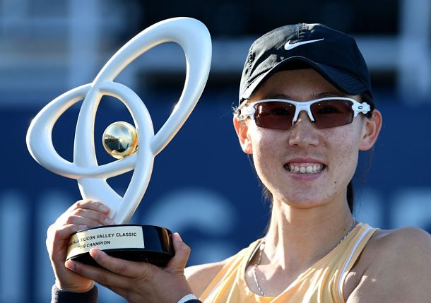 Zheng Saisai Claims Maiden Title at San Jose  