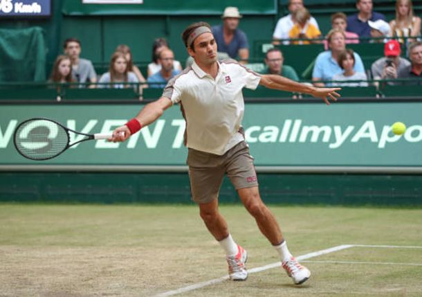 Federer Sets Final with Goffin at Halle  
