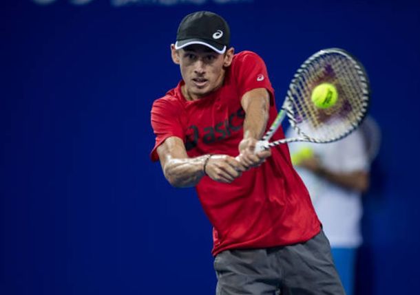 De Minaur Outlasts Murray to Reach Zhuhai Quarterfinals  