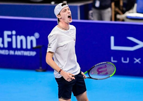 You Go, Ugo! Humbert Saves 4 MPs to Defeat Evans in Antwerp 