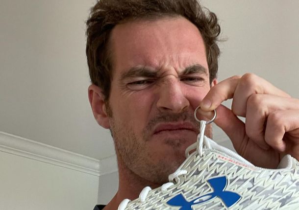 Andy Murray Gets His Smelly Shoes and Wedding Ring Returned!  
