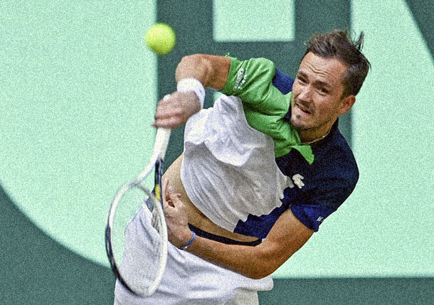 Top-Seeded Medvedev Moves on at Halle  
