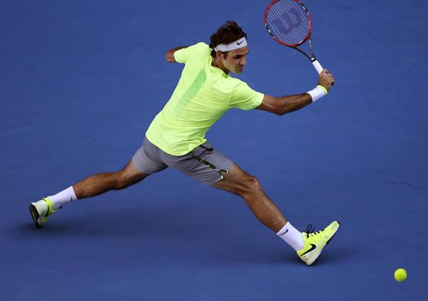 After Finger Scare, Federer Rolls Past Bolelli - Tennis Now