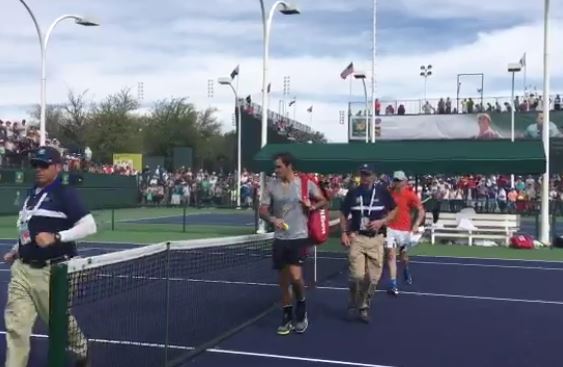 Watch: Fans Go Nuts for Federer at Practice  