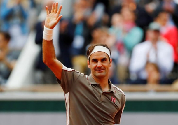 Watch: Federer Waves the Magic Wand Against Ruud on Lenglen  
