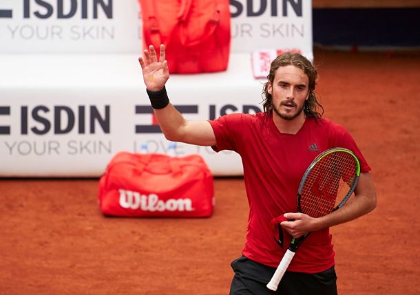 Tsitsipas' Elbow Feeling "Fantastic" as He Recovers and Prepares for 2022 