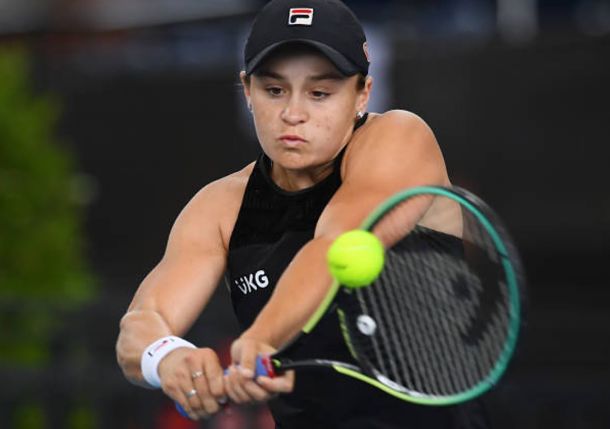 Barty Fires 17 Aces to Take Down Kenin and Set Swiatek Clash in