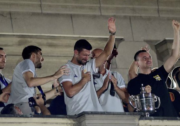 Emotional Djokovic Breaks Down in Tears While Celebrated in Belgrade  