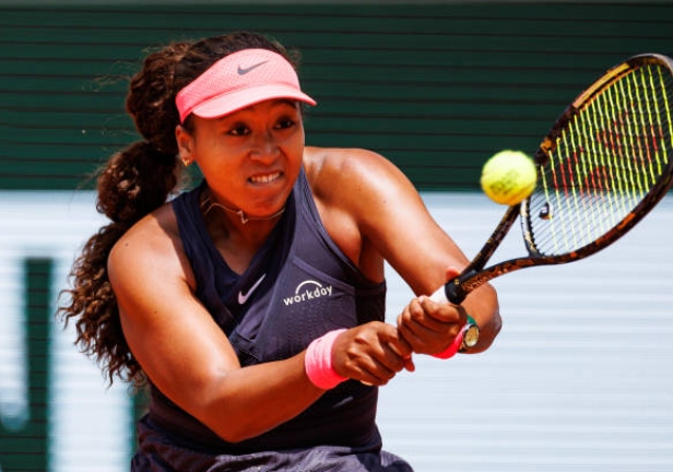 Osaka Survives Nerves, Bronzetti for First RG Win Since 2021 