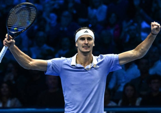 Two Tough: Zverev Tops Alcaraz, Earns ATP Finals SF Spot 