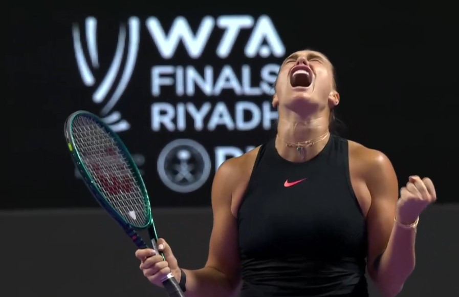 Sabalenka Polishes Off Paolini, Qualifies For Semis At WTA Finals 