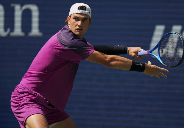 Jack Attack: Draper Drills de Minaur for Maiden Major SF at US Open 