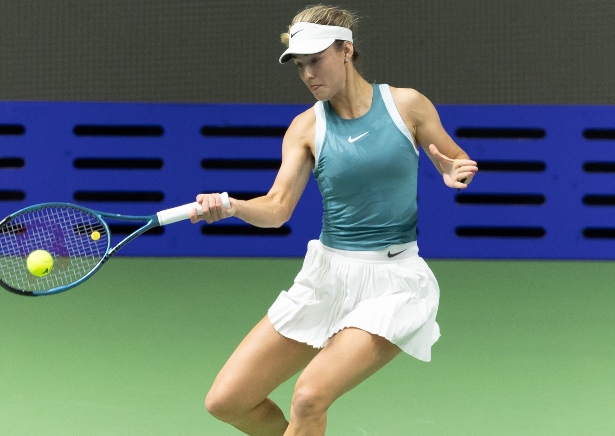 Kalinskaya Leads Swarm of Seeds in Singapore Quarterfinals 