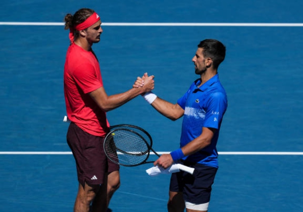 Djokovic tifa Zverev nella finale dell'Australian Open 2023 thumbnail