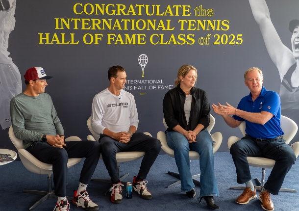 Leggende del tennis: Bryans, Clijsters e McEnroe presentano "Lettere alla Grandezza" nella Hall of Fame thumbnail