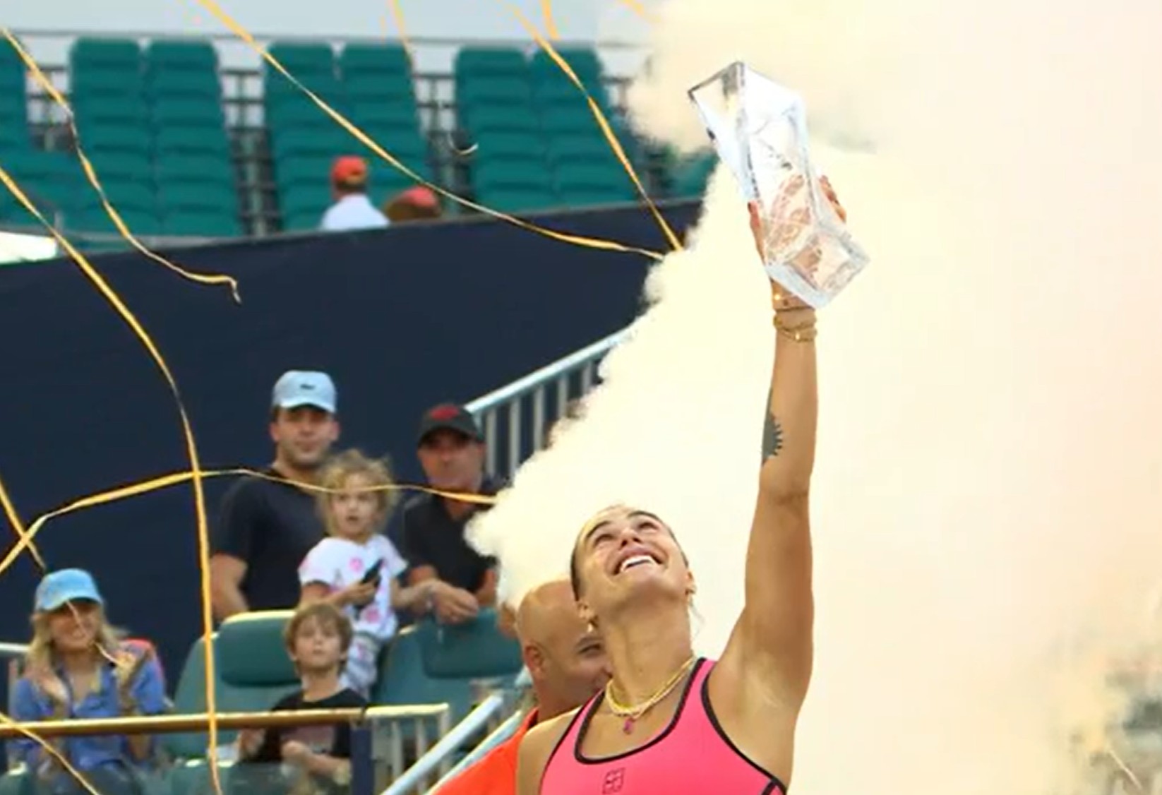 sabalenka miami trophy final