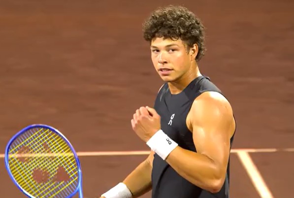 shelton houston r16 2026