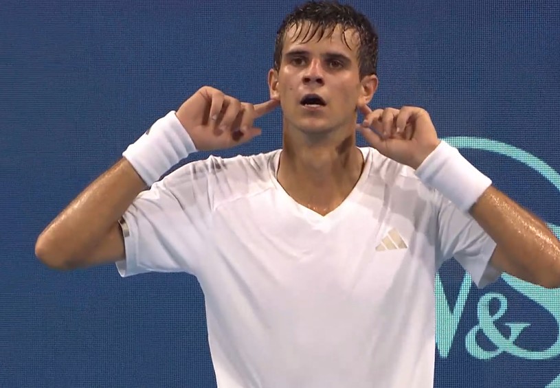 Clutch in Cincy: Jodar Escapes Shapovalov with Win