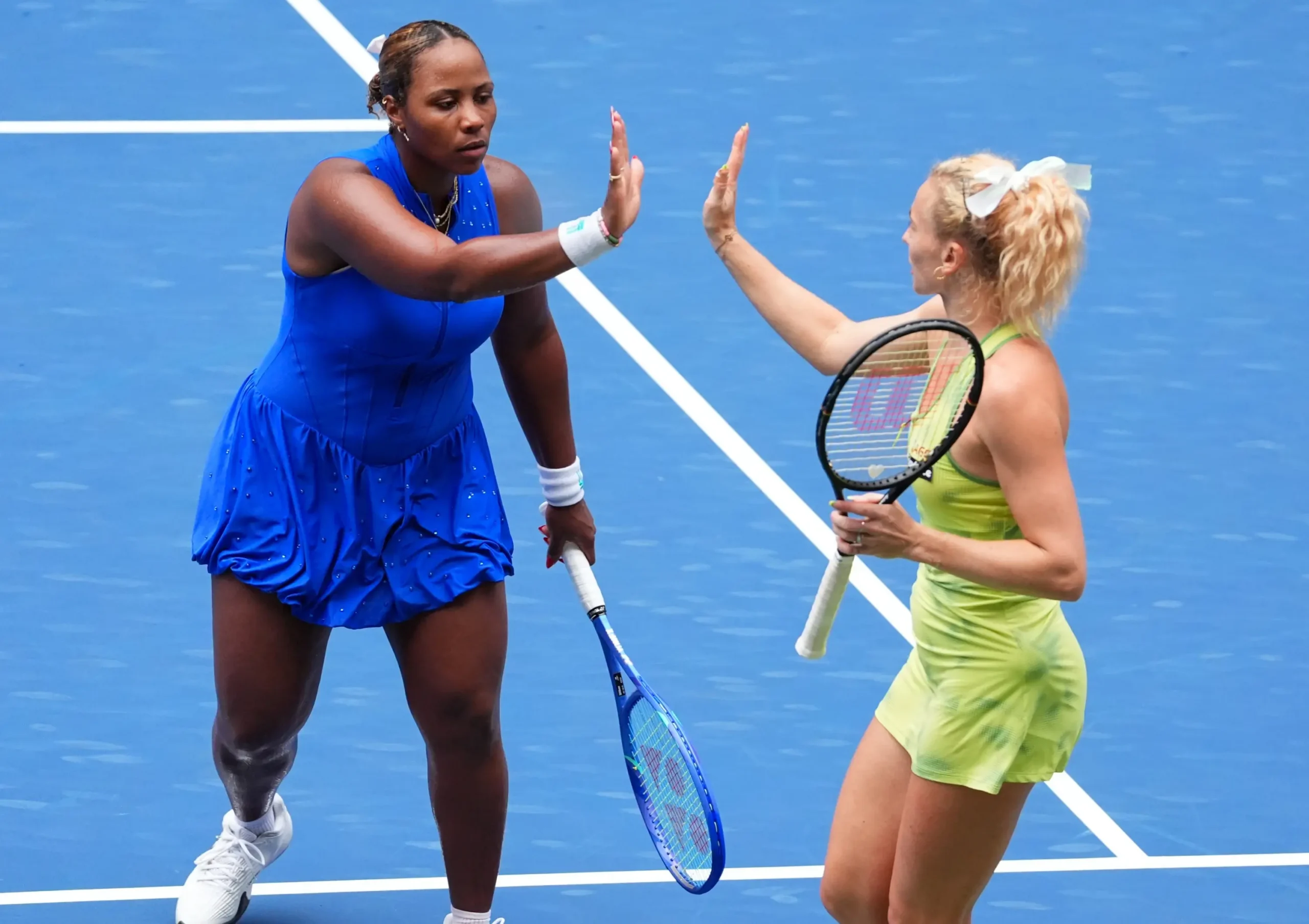 https://tennisnow.com/wp-content/uploads/2026/09/Townsend-Siniakova-ManuelaDavies-USTA-scaled.webp