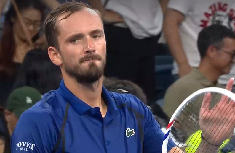 Medvedev Pushes into Hangzhou Semis