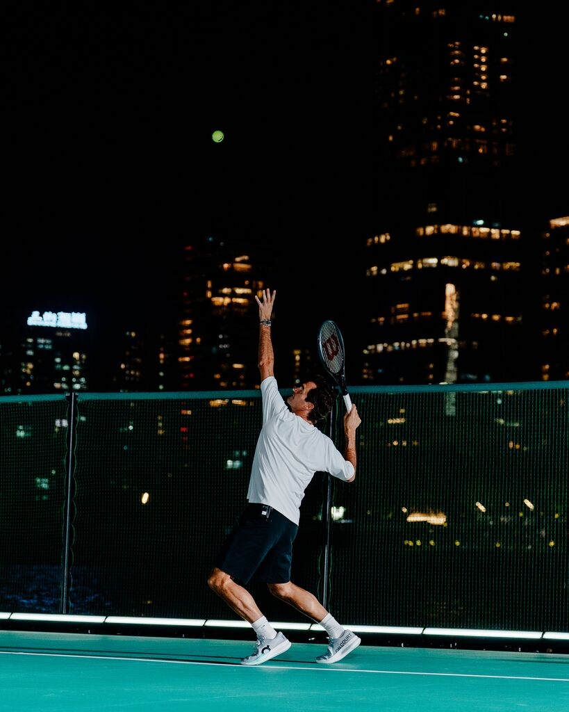 Federer Serve On