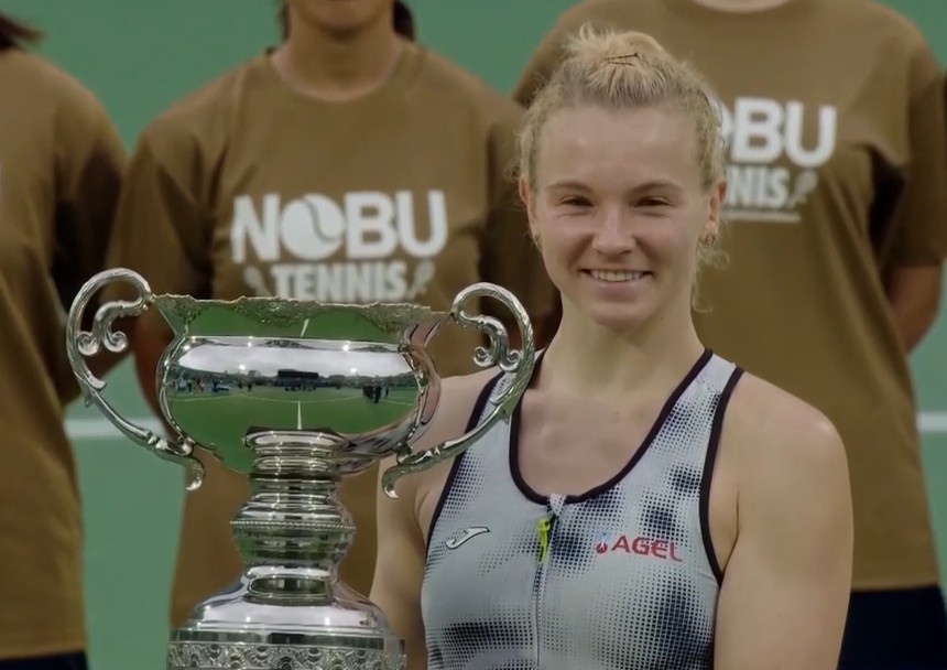 Siniakova Crushes Krueger for Sixth Crown in Osaka